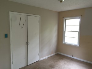 276 Murray Fork Master bedroom before