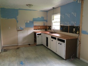 276 Murray Fork kitchen before